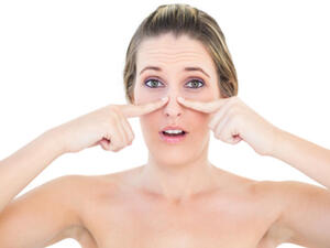 4 أقنعة سريعة لإزالة الرؤوس السوداء