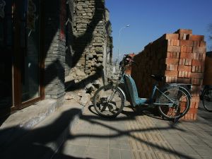 It is unclear if these kidnapped  Estonian cyclists still have their bikes in their possession, but are probably happy to have escaped with
 their lives for now. 