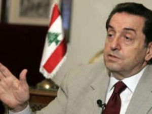 النائب اللبناني المناهض لسوريا بطرس حرب