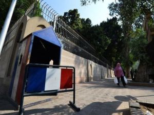 خلية للقاعدة خططت لمهاجمة سفارتي الولايات المتحدة وفرنسا في القاهرة