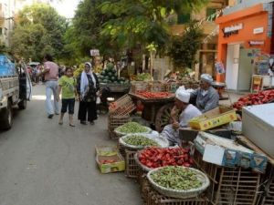مظاهر الحياة الطبيعية تعود الى شوارع القاهرة