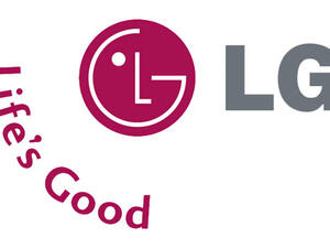 LG posted consolidated first quarter 2011 revenues of USD 11.7 billion, a 0.4 percent decline in won from the same period last year