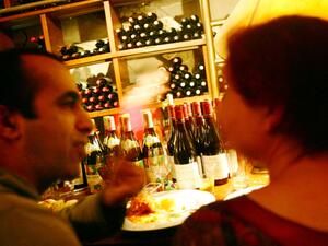 Eating out or taking coffee while grabbing wi-fi internet time during Ramadan can be tricky in predominantly Muslim countries.