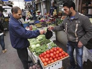 متسوقون في دمشق