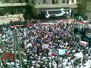 لقطة من فيديو نشر على موقع يوتيوب لتظاهرة ضد النظام السوري في درعا