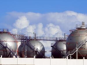 KSA will use solar power energy to operate its proposed seawater desalination plant (Shutterstock)