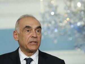 وزير الخارجية المصري محمد كامل عمرو