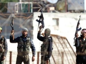 مقاتلون من المعارضة السورية