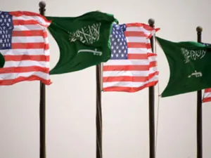 اوباما يهنئ السفير السعودي