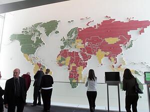 خريطة تظهر مستوى الحريات في العالم معروضة في احد المتاحف في واشنطن
