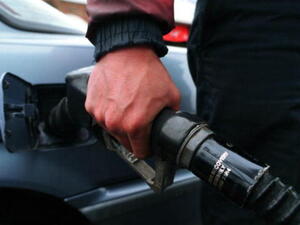 Average daily gasoline consumption in Iran stood at 62.02 million liters during the week ending on June 29 down by 2.9 percent compared with a week earlier.