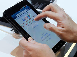  Mobile gadgets made surfing the web easier.