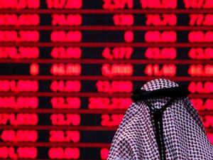 Gulf Arab markets trend down