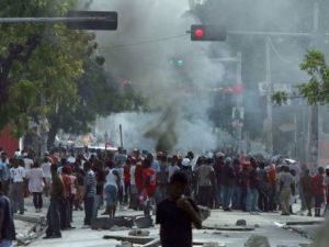 حشد من المتظاهرين للاعتراض على النتائج الاولية للانتخابات الرئاسية في بور او برانس