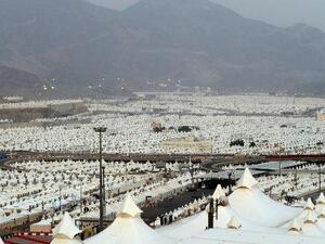 الحجاج يتوجهون الى مشعر منى لقضاء يوم التروية