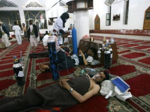 المساجد تحولت الى مسشتفيات ميدانية