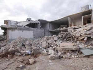 منزل دمر جراء قصف للقوات السورية الحكومية في إدلب