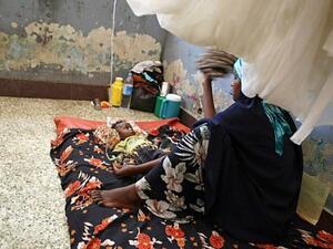 الأمم المتحدة تبدأ نقل مساعدات غذائية للصومال