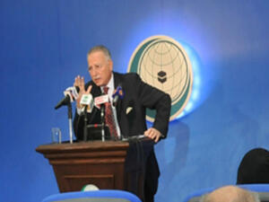 أوغلى: تعاظم دور اليمين المتطرف