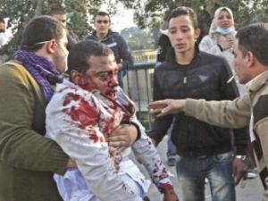 اصابة تسعة في اشتباك بين الشرطة ومحتجين مسيحيين 