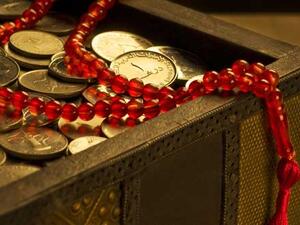 Some analysts believe that a lack of awareness about various Islamic banking options underlies why the sector has suffered in Lebanon (Shutterstock)