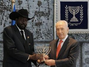 رئيس جنوب السودان يحث المتمردين على استئناف محادثات السلام
