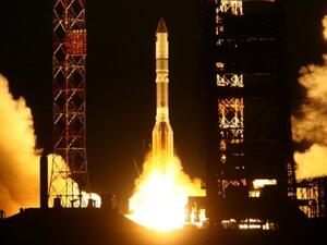 إطلاق صاروخ "بروتون" من محطة بايكونور في كازاخستان
