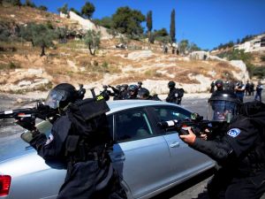 Israelis protest the Palestinian bid to internationally recognized  statehood, and therefore land that they have their own eye on.
Jewish settlers would be denied this under -10%- fraction of historical Palestine land, with any current settlement claims confiscated.