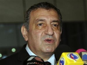 رئيس الوزراء المصري عصام شرف
