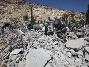 اسرائيل تهدم ثلاثة منازل وتشرد نحو 70 مقدسيا