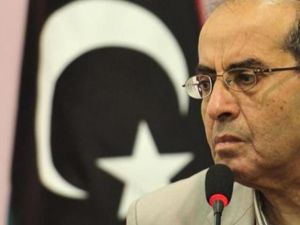 محمود جبريل رئيس الوزراء في الحكومة الانتقالية في ليبيا 