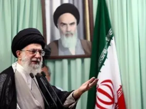 الزعيم الاعلى الايراني اية الله علي خامنئي
