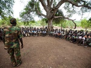 مجندون في معسكر للجيش الشعبي لتحرير السودان في جبال النوبة في جنوب كردفان