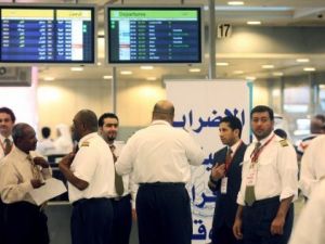 موظفو الخطوط الكويتية يعلقون اضرابهم
