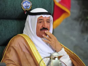 جميع ازمات الكويت نتيجة وجود رئيس الحكومة ويرفض الامير اقالته