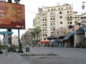 جنود سوريون في اللاذقية الاحد
