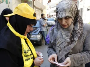 حزب الله يتهم واشنطن بعرقلة الحكومة