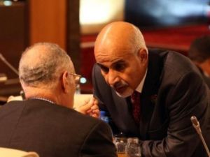 رئيس المؤتمر الوطني في ليبيا يؤكد انه على مسافة واحدة من الجميع 