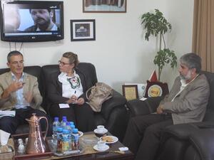 خليفة يلتقي رئيس بعثة اللجنة الدولية للصليب الأحمر ويدعوان لمضمون إعلامي انساني