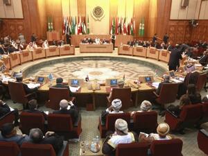 A general view shows the meeting of the Arab League Foreign ministers in the Egyptian capital Cairo on Dec.21,2013.[AFP]