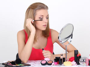 
6 نصائح لتحصلي على مكياج جميل في النهار