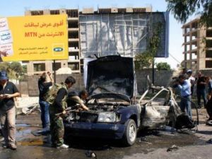 انفجار عبوة ناسفة في سيارة في حي المزة 