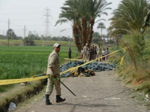 قتل 20 سائحا في الحريق