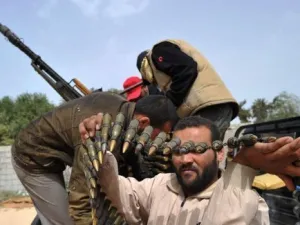 ثوار ليبيون في مصراتة
