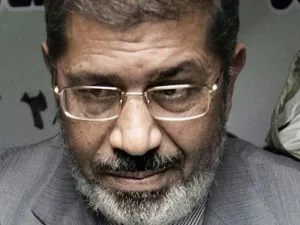 مرسي يضع اللمسات الاخيرة على برنامجه