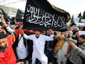 زعيم السلفية الجهادية بتونس يندد بترحيل سلفيين مغربيين 