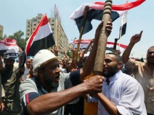 مواصلة العملية السياسية بمصر غداة تظاهرات مؤيدة لمرسي