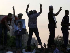 متظاهرون مؤيدون لمرسي