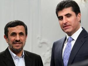 احمدي نجاد خلال لقائه رئيس وزراء اقليم كردستان العراق نشيروان بارزاني في طهران
