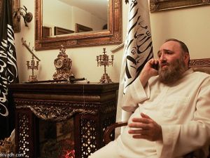 بكري السوري الاصل غادر لندن بعد مشاكل قضائية